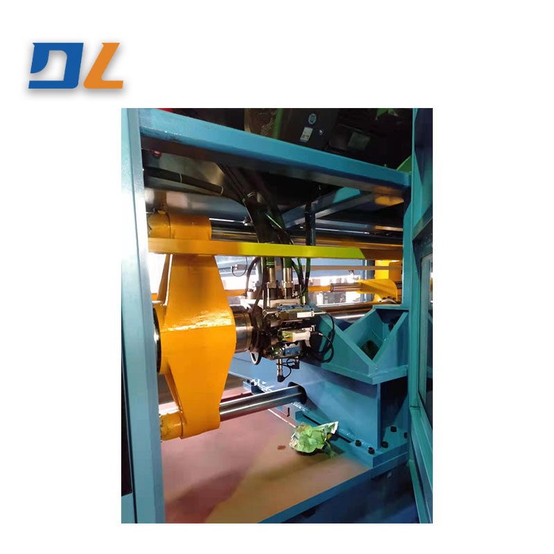 Vertical Moulding Machine